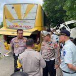 Jasa Raharja Jamin Seluruh Korban Tabrakan Bus Surabaya Indah dan Travel Pancasari di Sumbawa Barat