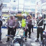Polres Aceh Barat beserta petugas gabungan melakukan razia sepeda motor (sepmor) yang menggunakan kenalpot brong
