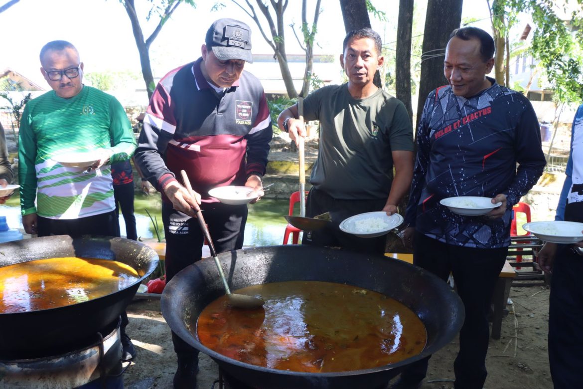 Kuah Beulangong, Sajian Khas Dalam Gowes Dan Mancing Bersama Polda Aceh Dan Kodam IM