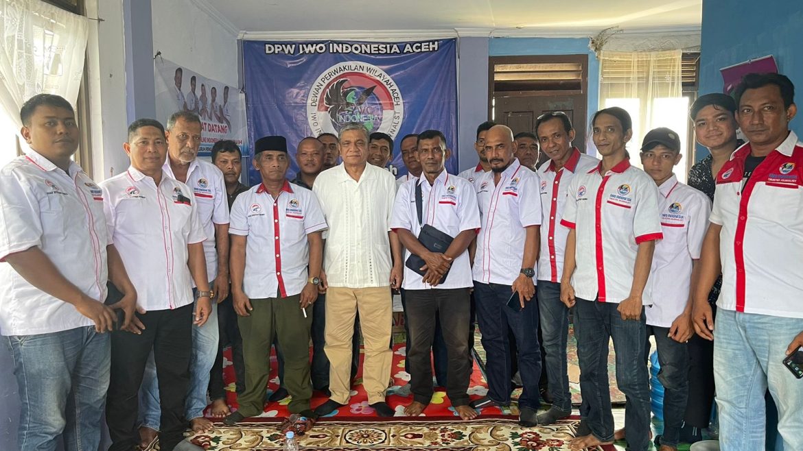 Ibnu Sina Musa SE Meresmikan Kantor DPW Aceh Ikatan Wartawan Online Indonesia