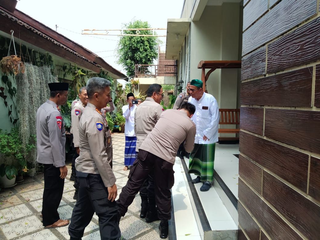 Silaturahmi Tim ONCS ke Kediaman Habib Umar, Upaya Cooling System bersama Ulama
